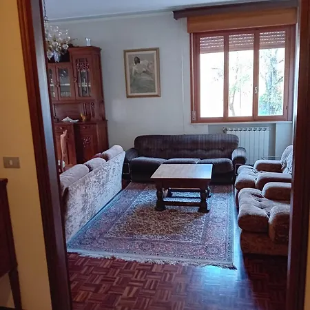 شقة Borgotaro Loft